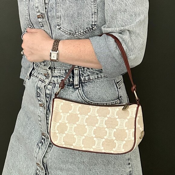 Celine Vintage Triomphe Pochette in Cream Canvas - Picture 9 of 10